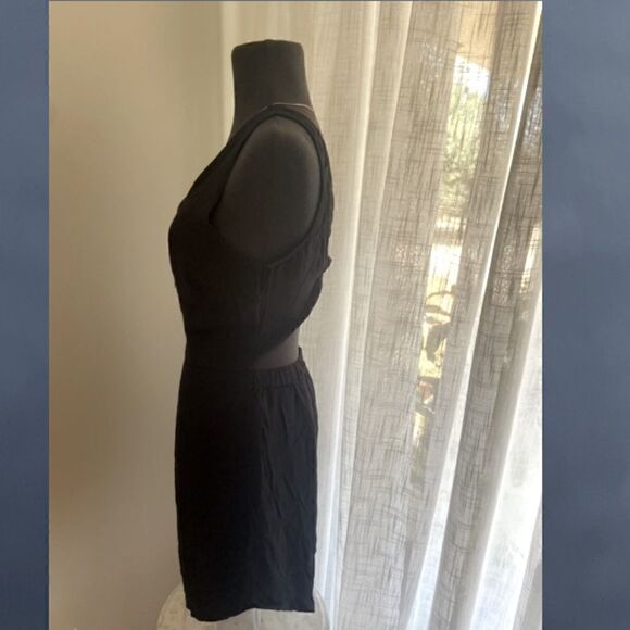 Chelsea28 Twist Back Little Black Dress size M - Picture 7 of 13